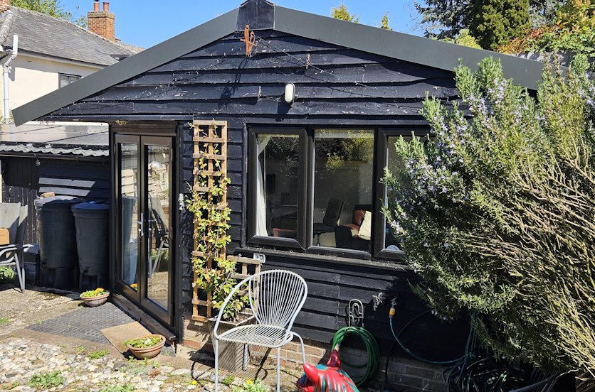 Outside view of Rickinghall Folk Studio